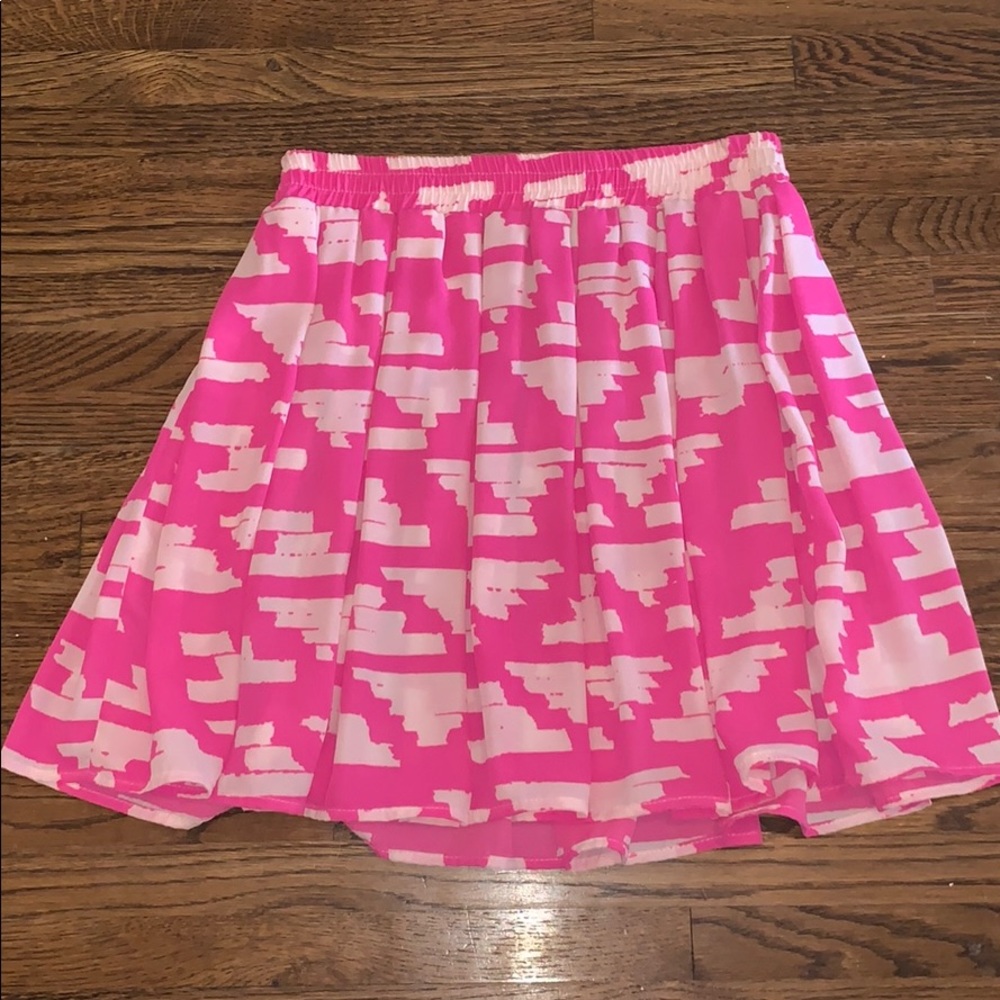 White and pink skirt